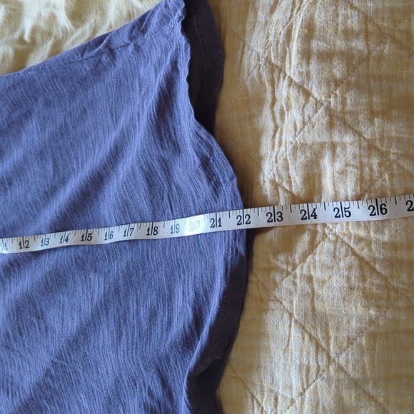 Abercrombie & Fitch and Old Navy t-shirts small - Picture 11 of 12